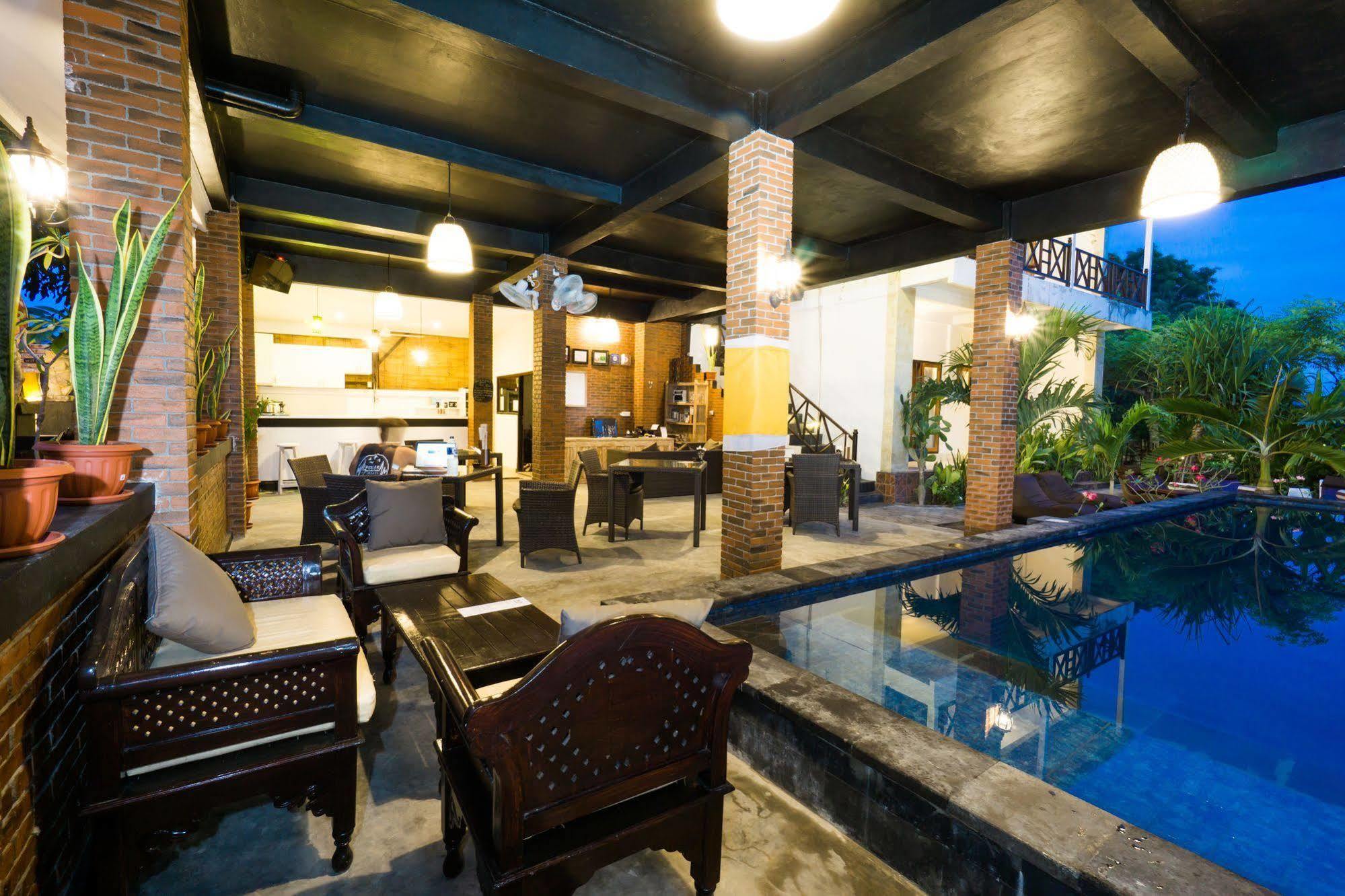 Nyuh Gading Home Stay Lembongan Extérieur photo
