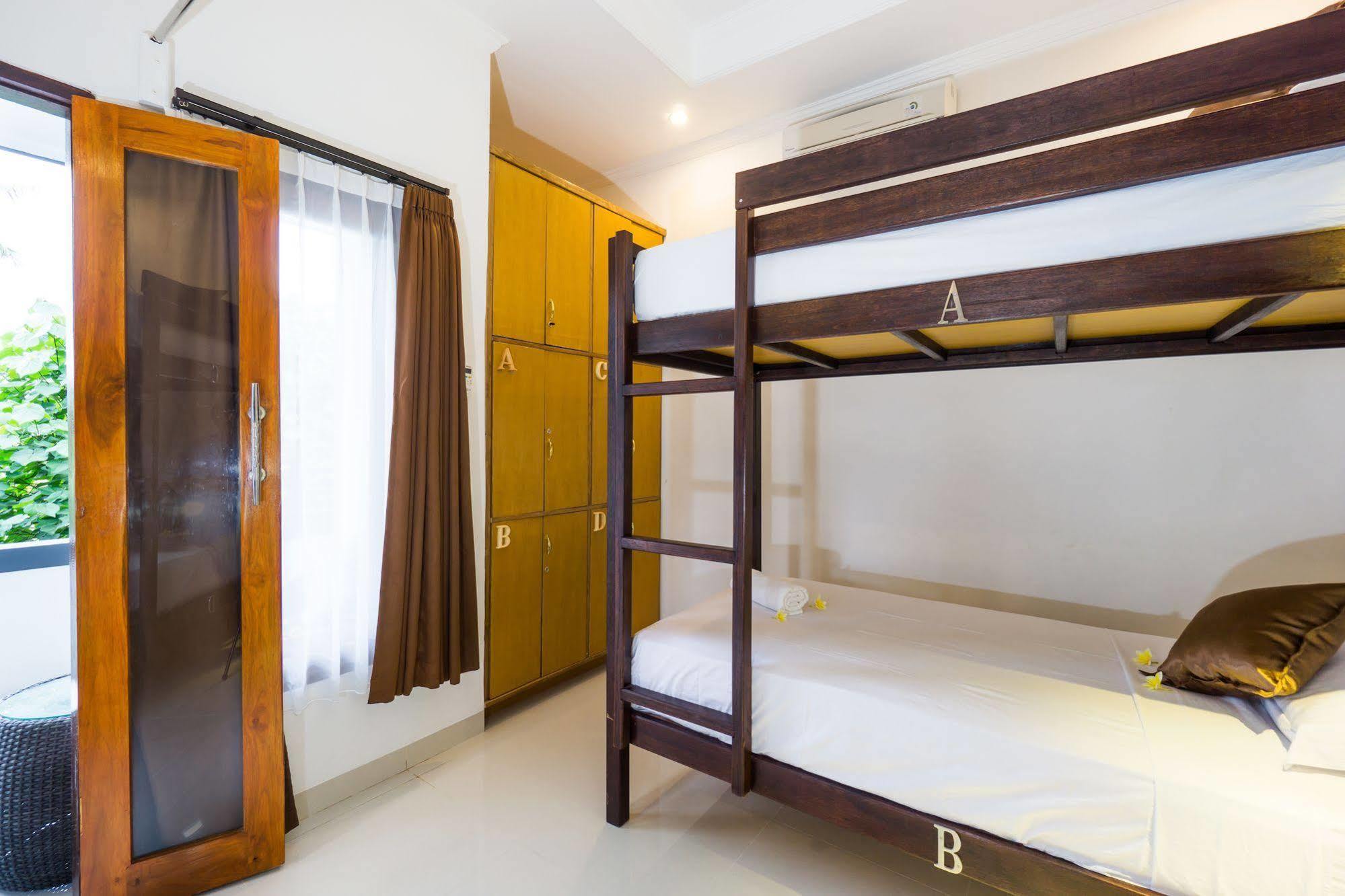 Nyuh Gading Home Stay Lembongan Extérieur photo